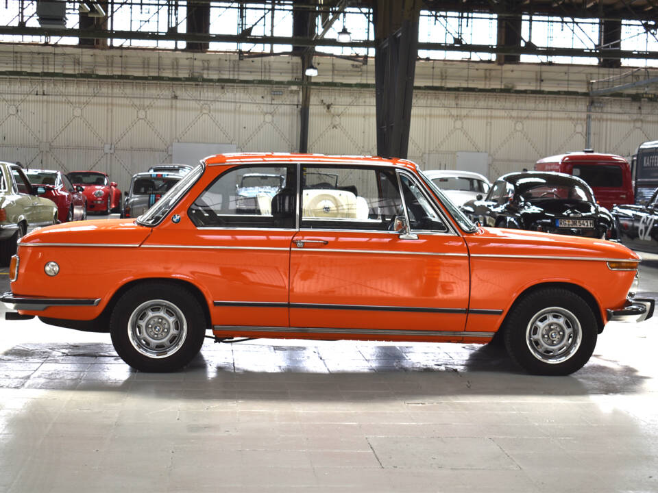 Image 8/52 of BMW 2002 tii (1975)