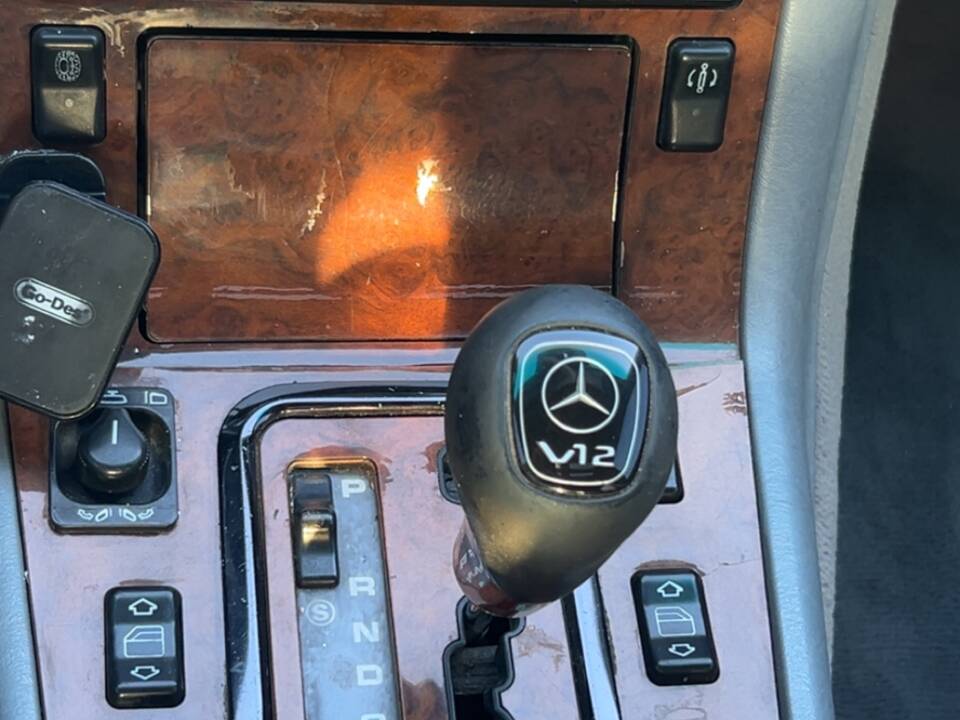 Image 17/80 de Mercedes-Benz 600 SEL (1993)