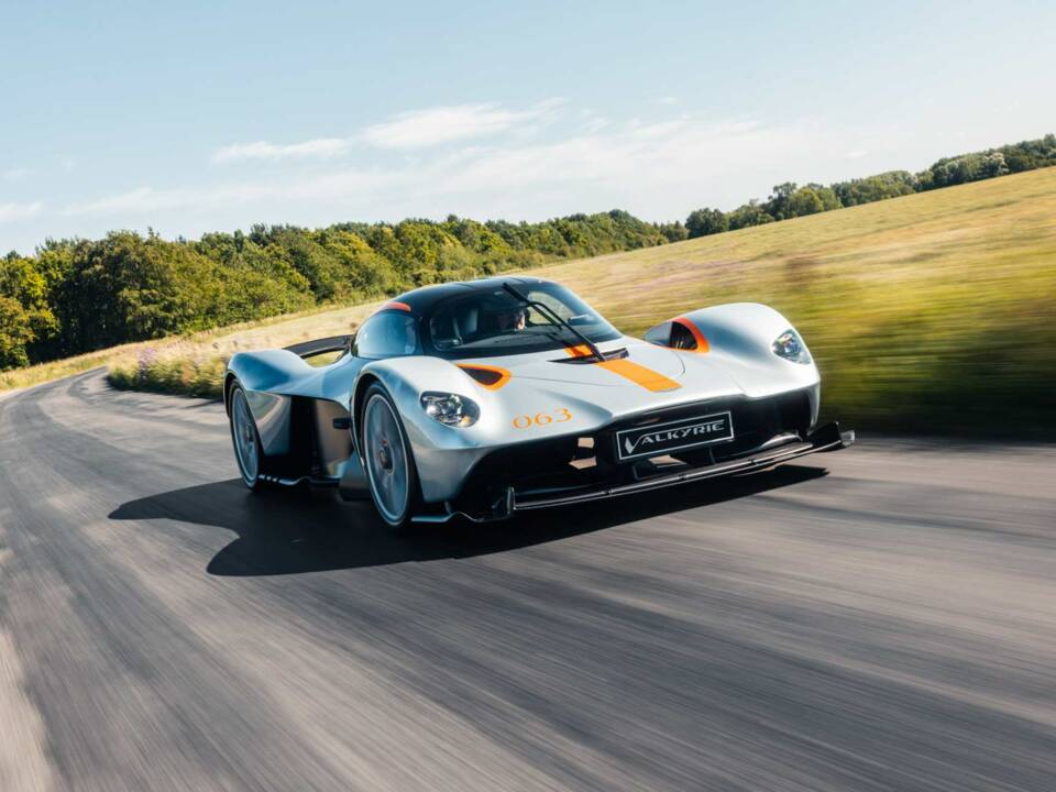 Image 1/38 de Aston Martin Valkyrie AMR Pro (2022)