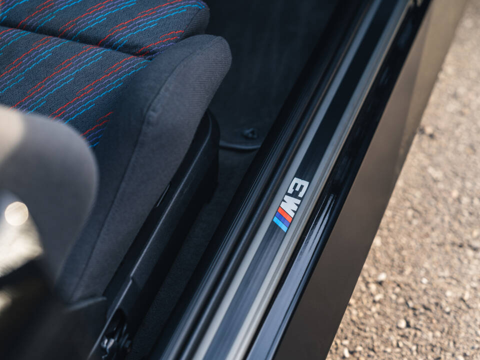 Image 15/50 of BMW M3 Sport Evo (1990)