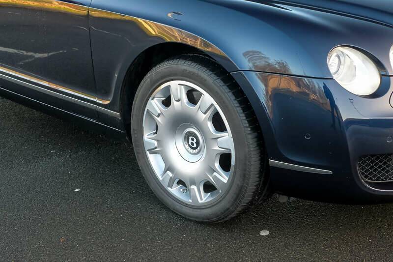 Image 19/50 of Bentley Continental Flying Spur (2006)
