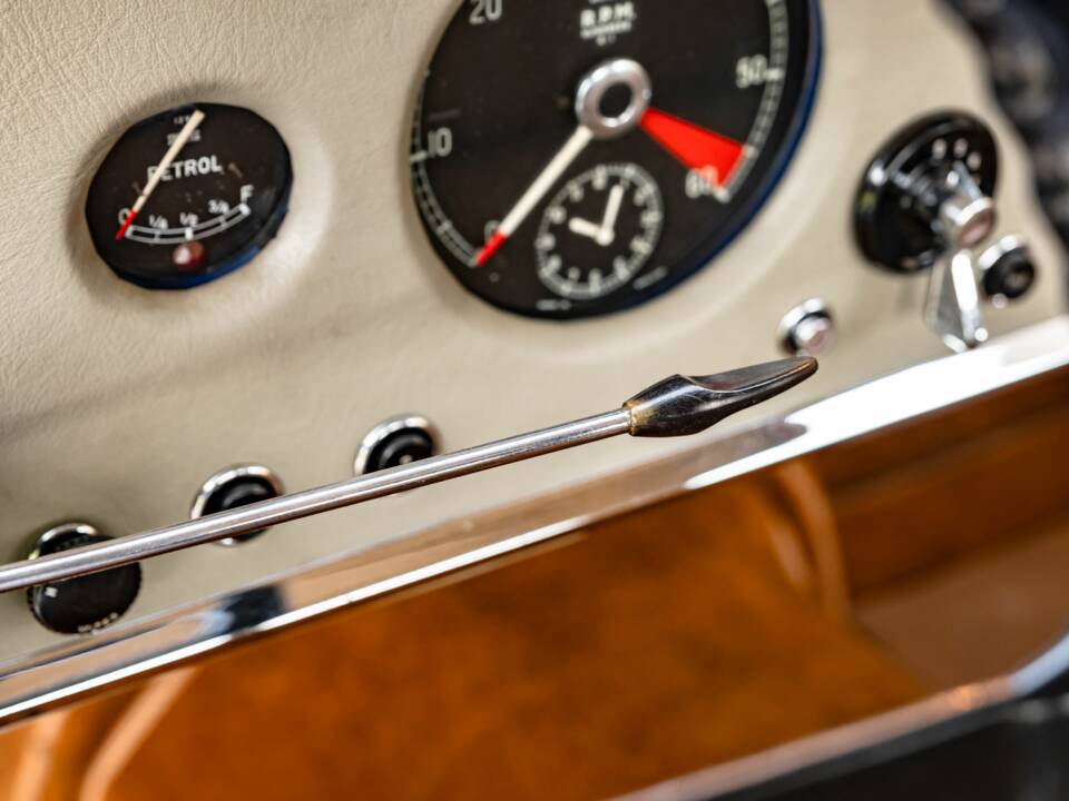 Bild 56/100 von Jaguar XK 150 DHC (1959)