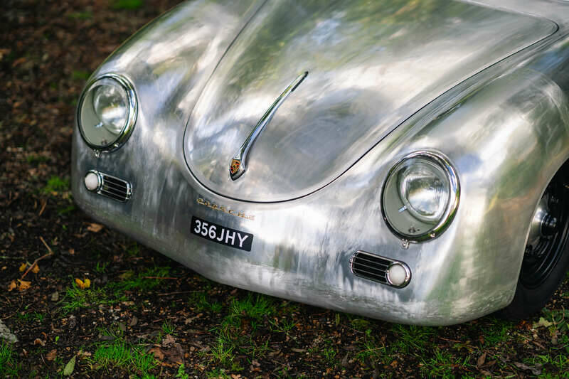 Image 8/50 of Porsche 356 C Carrera 2&#x2F;2000 GS (1964)