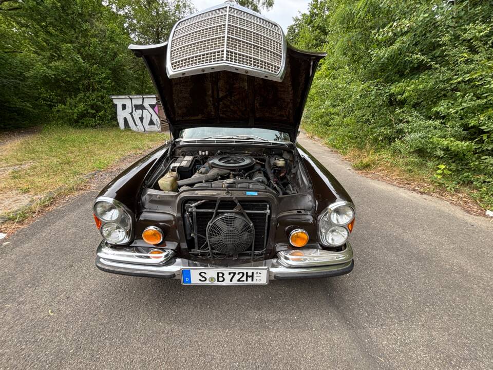 Image 20/37 de Mercedes-Benz 280 SEL 4,5 (1972)