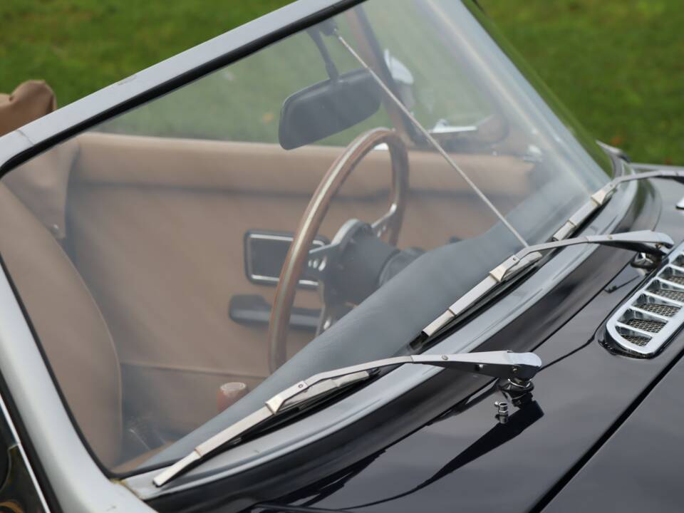 Afbeelding 18/50 van MG MGB (1973)