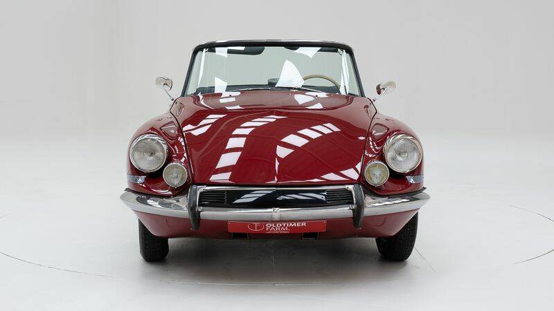 Afbeelding 5/15 van Citroën ID 19 Usine (1963)