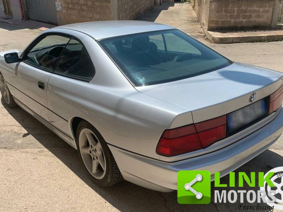 Immagine 4/10 di BMW 850i (1990)