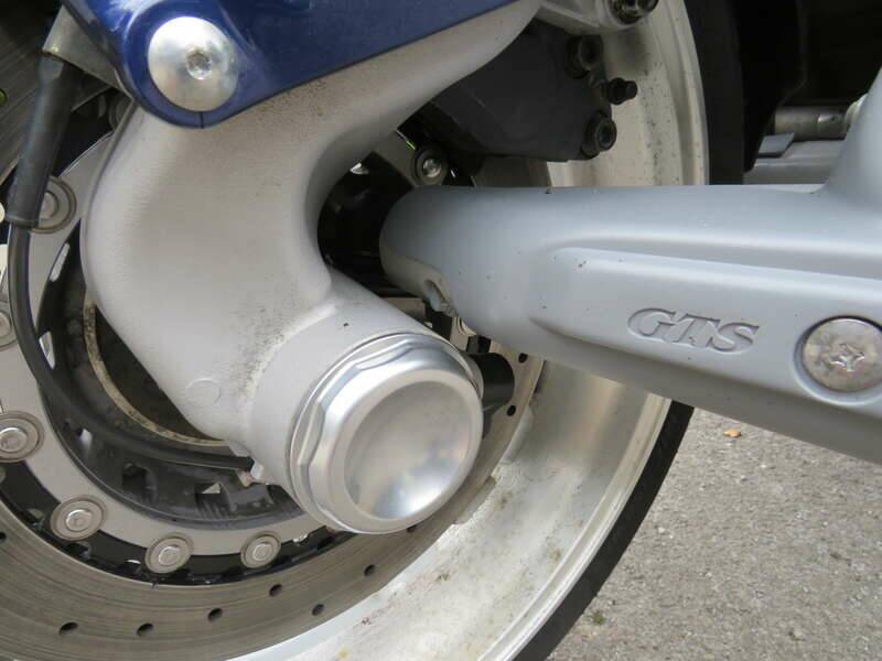 Bild 36/48 von Yamaha GTS 1000 (1996)