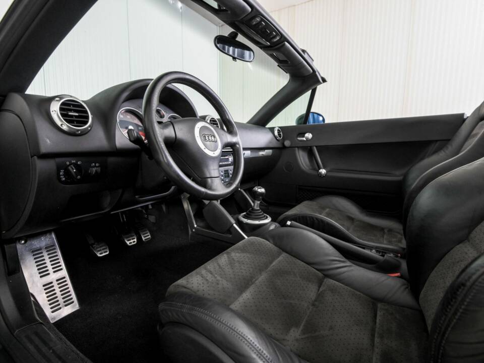 Immagine 9/50 di Audi TT 1.8 T (2001)