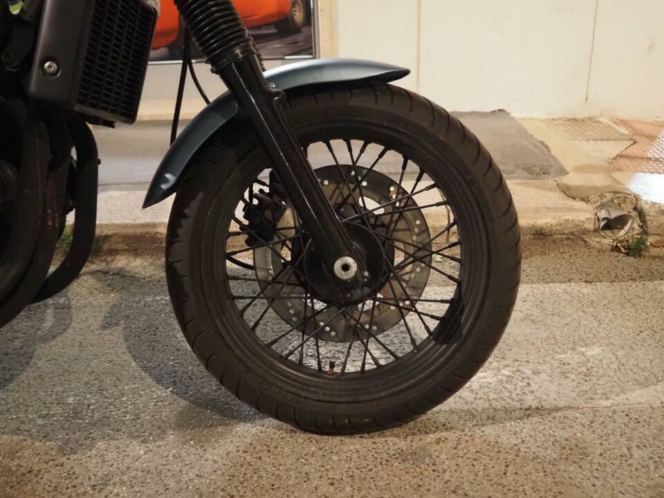 Imagen 30/30 de Triumph DUMMY (2000)