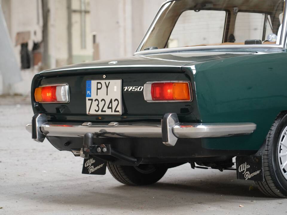 Image 68/83 of Alfa Romeo 1750 Berlina (1970)