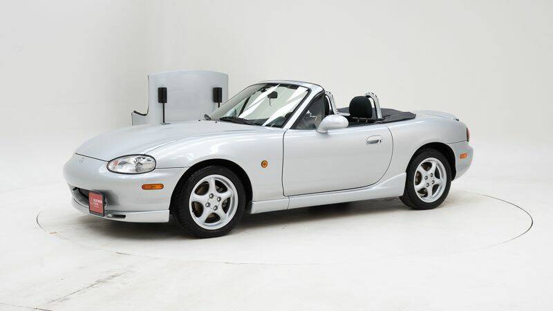 Immagine 1/15 di Mazda MX-5 1.8 (2000)