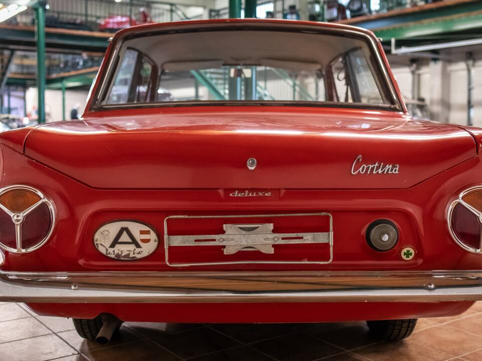 Afbeelding 4/20 van Ford Cortina 1200 Deluxe (1965)