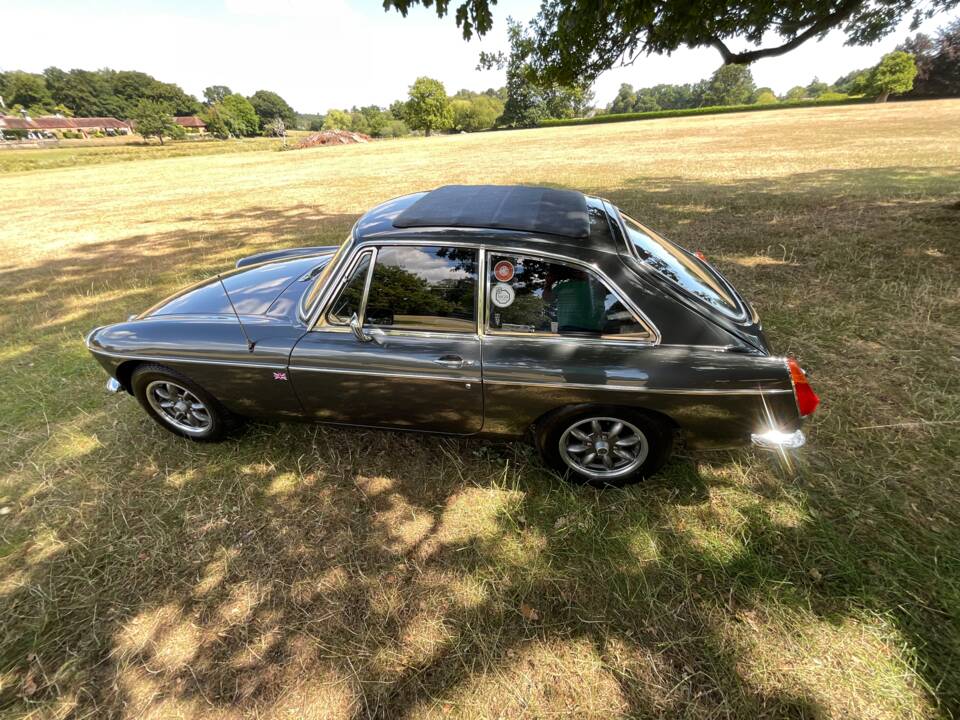 Imagen 39/45 de MG MGB GT (1974)