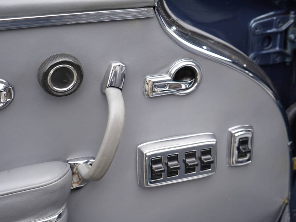 Image 13/14 of Mercedes-Benz 300 SE (1967)