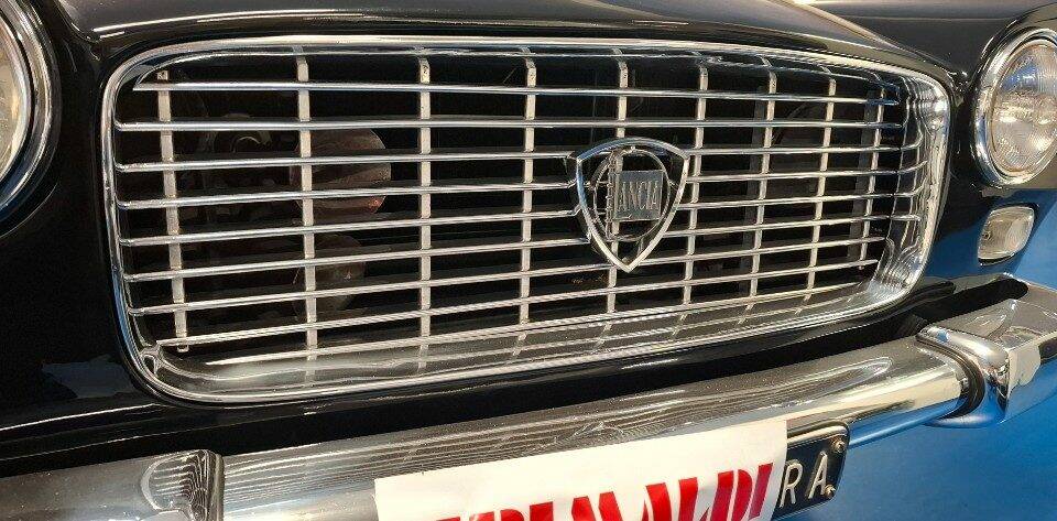 Imagen 14/47 de Lancia Flaminia GT 2.5 3C Touring (1962)