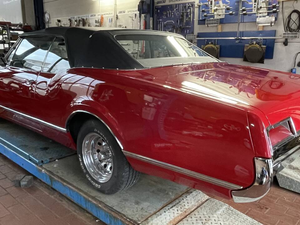 Afbeelding 18/19 van Oldsmobile Delmont 88 (1967)