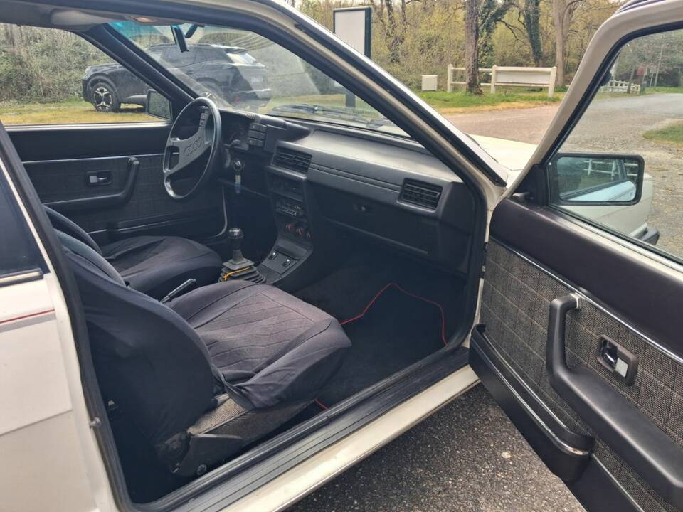 Bild 2/8 von Audi Coupe GT (1984)