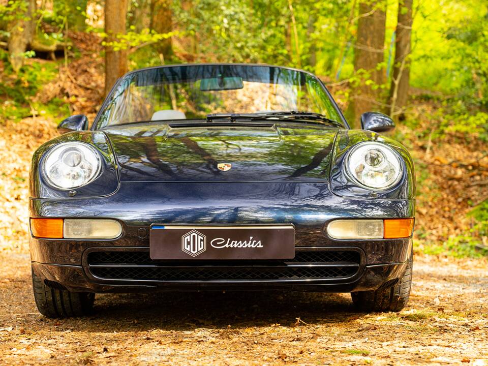 Immagine 14/47 di Porsche 911 Carrera (1994)