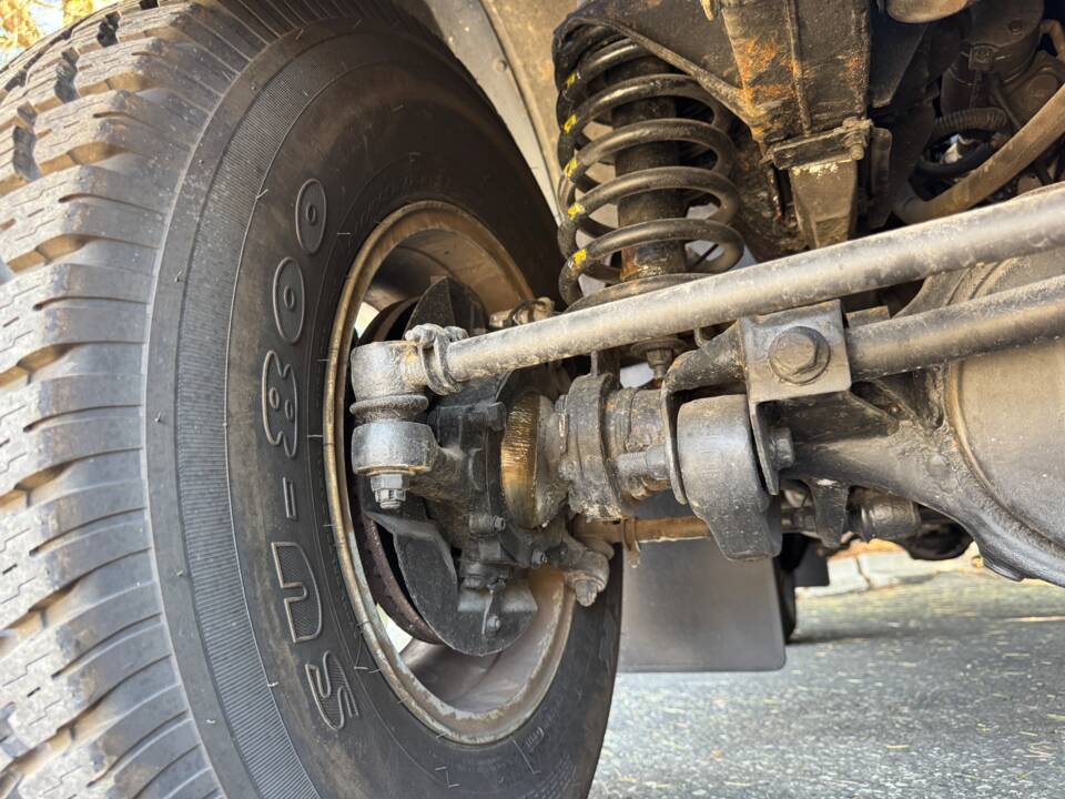 Bild 54/55 von Land Rover Defender 90 Heritage (2006)