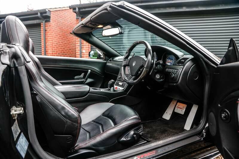 Image 17/35 of Maserati GranCabrio Sport (2014)