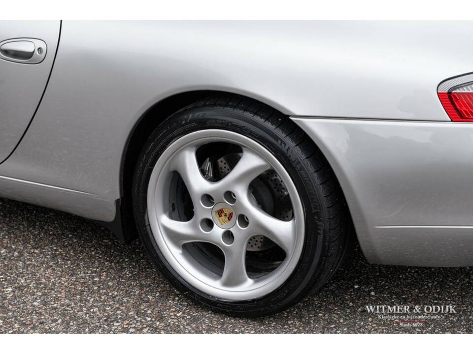 Immagine 10/12 di Porsche 911 Carrera 4 (1999)