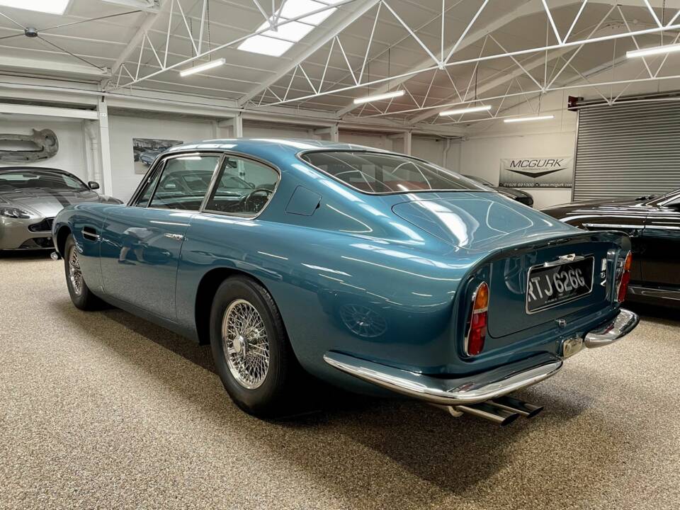 Bild 4/9 von Aston Martin DB 6 (1969)