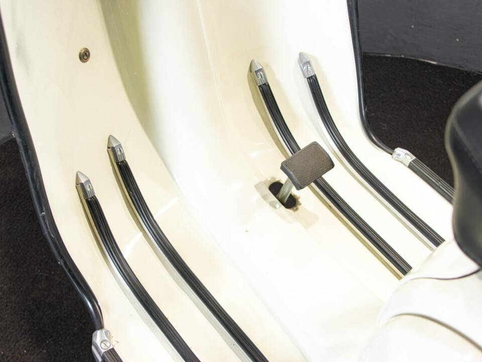 Bild 43/45 von Innocenti Lambretta 150 DL (1970)