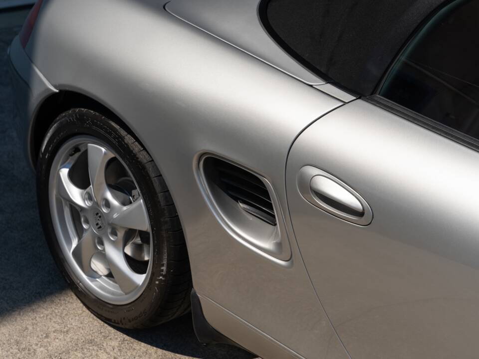 Image 14/73 of Porsche Boxster (2001)