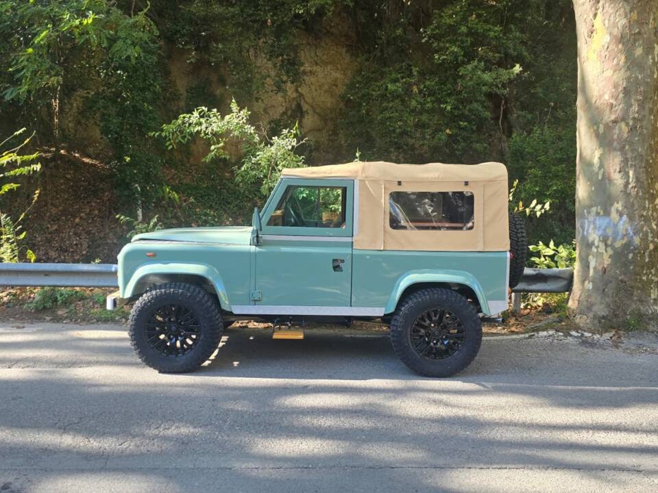 Image 59/72 of Land Rover 90 (1987)