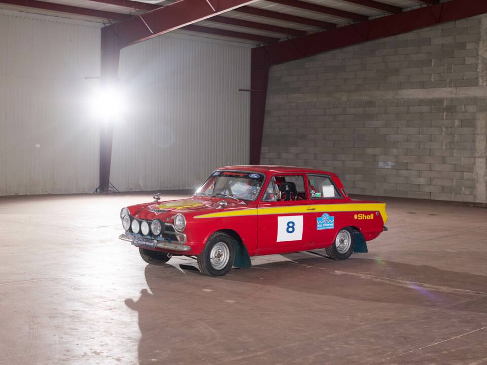 Bild 16/46 von Ford Cortina GT (1966)