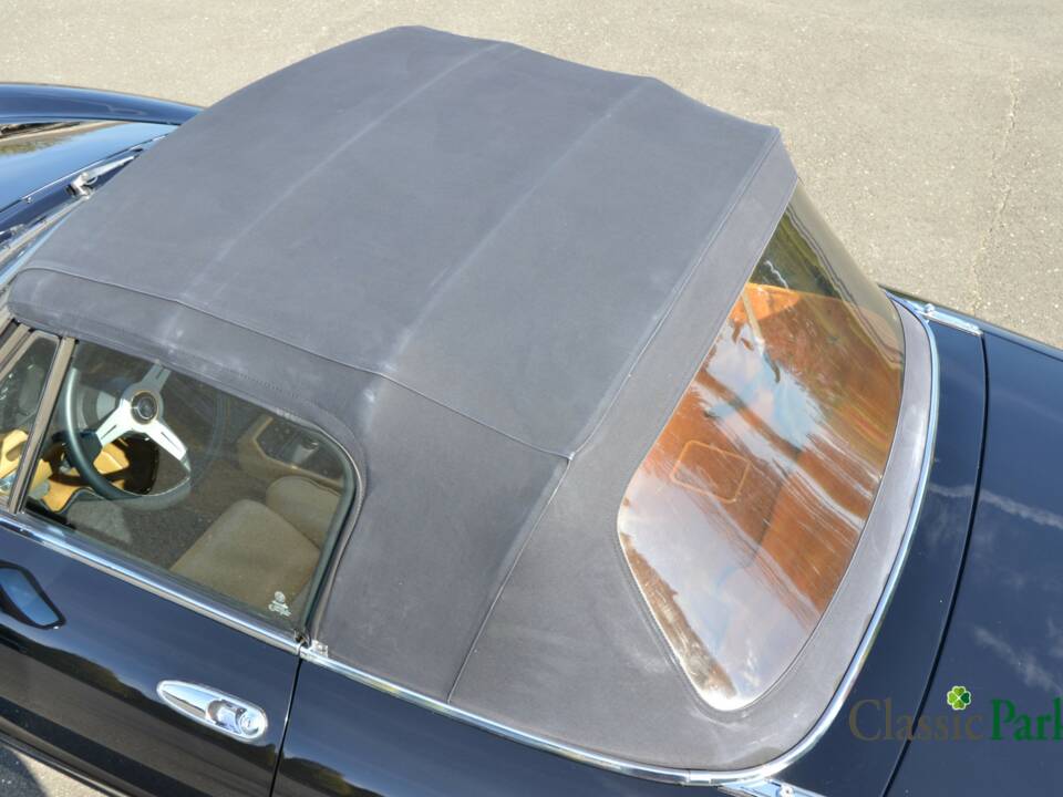 Image 11/50 of Alfa Romeo 2.0 Spider (1990)