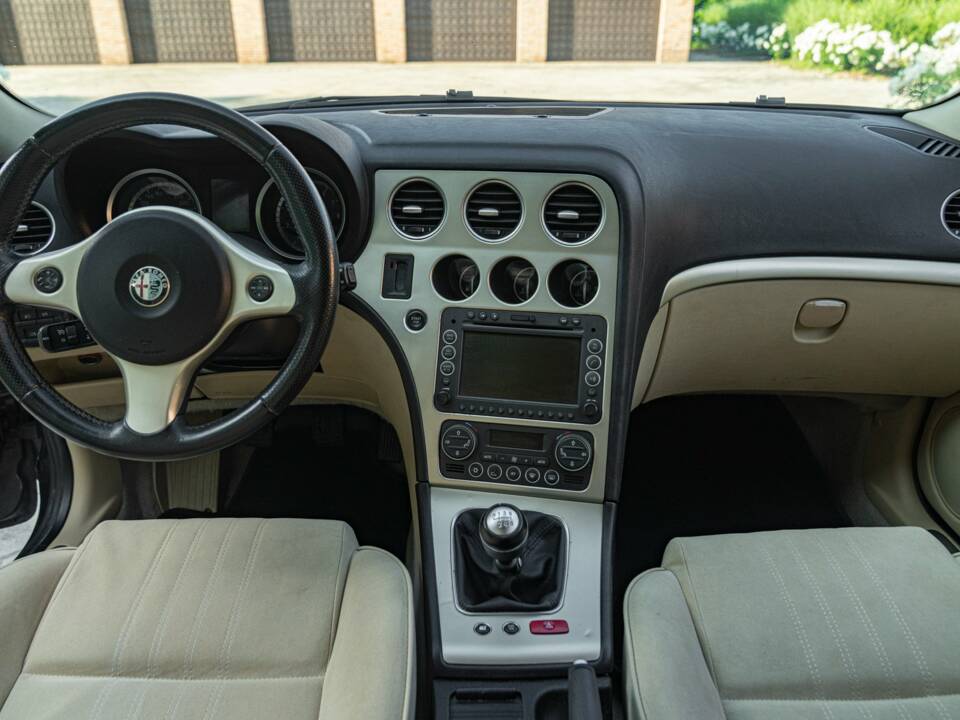 Bild 42/50 von Alfa Romeo 159 3.2 JTS V6 Q4 (2007)