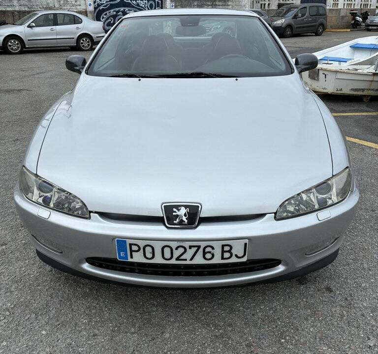 Imagen 3/8 de Peugeot 406 Coupé 3.0 V6 (1998)