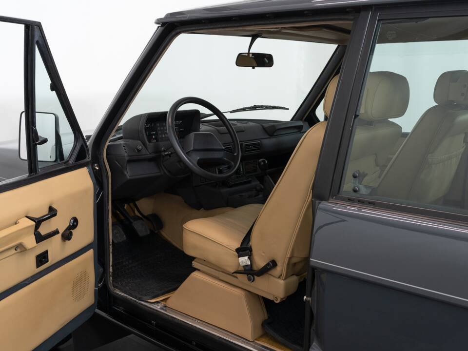 Bild 9/20 von Land Rover Range Rover Classic 3.5 (1984)
