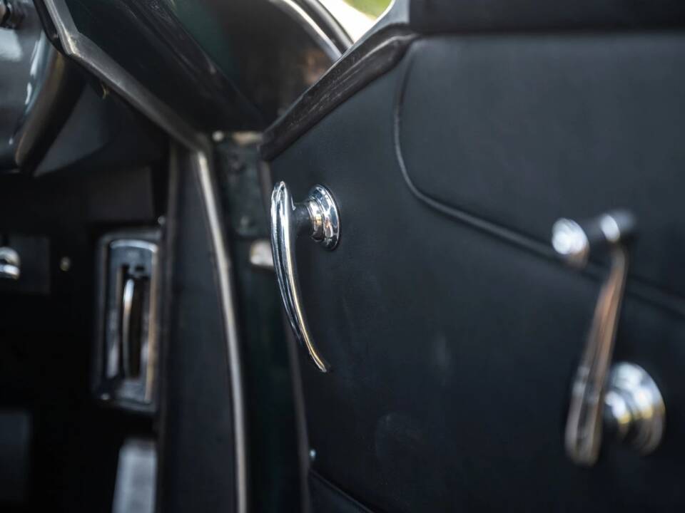 Afbeelding 45/76 van Aston Martin DB 4 (1961)