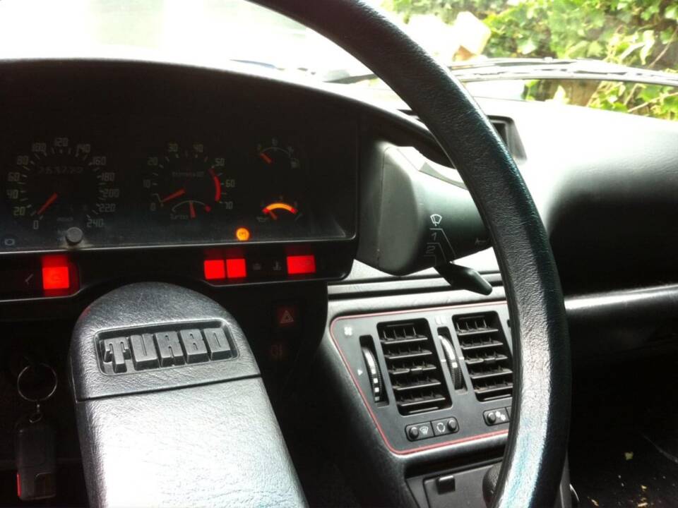 Imagen 37/54 de Citroën CX 25 GTi Turbo 2 (1989)