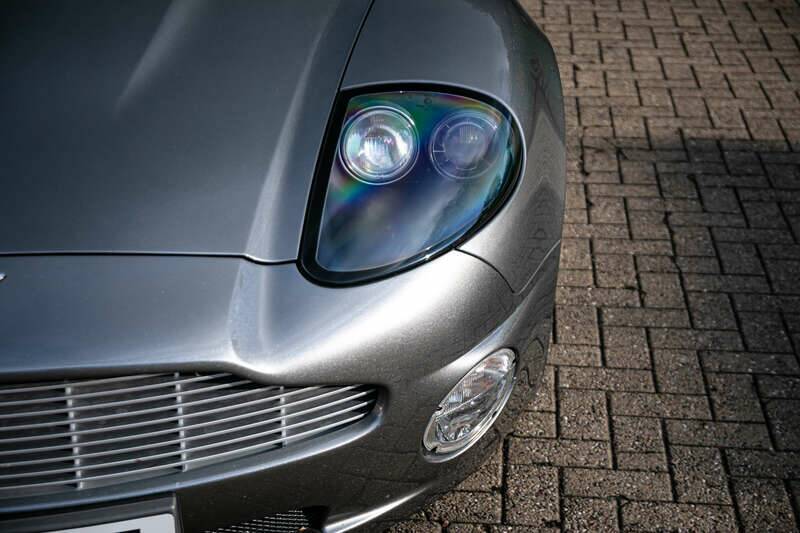Image 37/39 of Aston Martin V12 Vanquish (2003)
