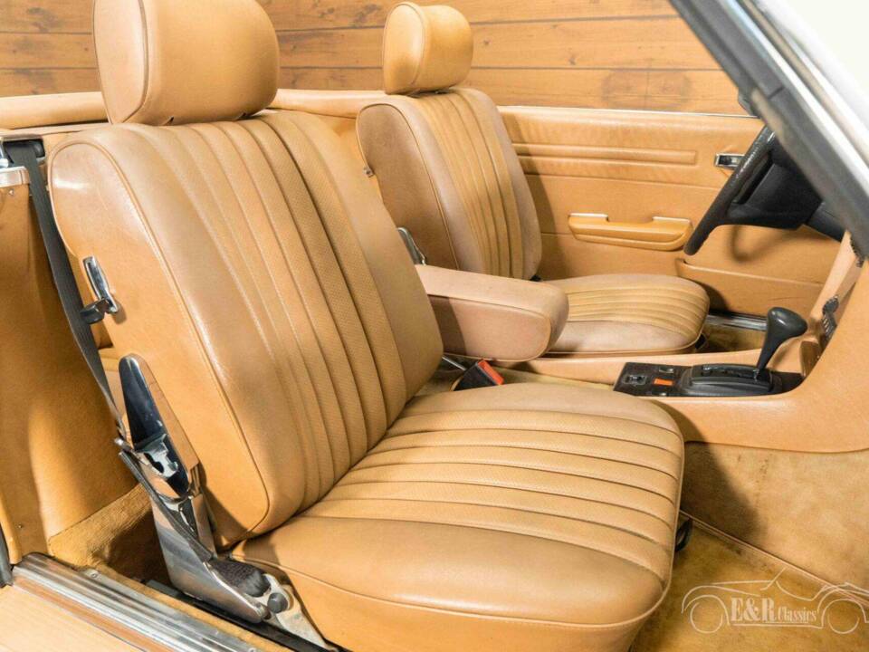 Immagine 8/29 di Mercedes-Benz 380 SL (1983)