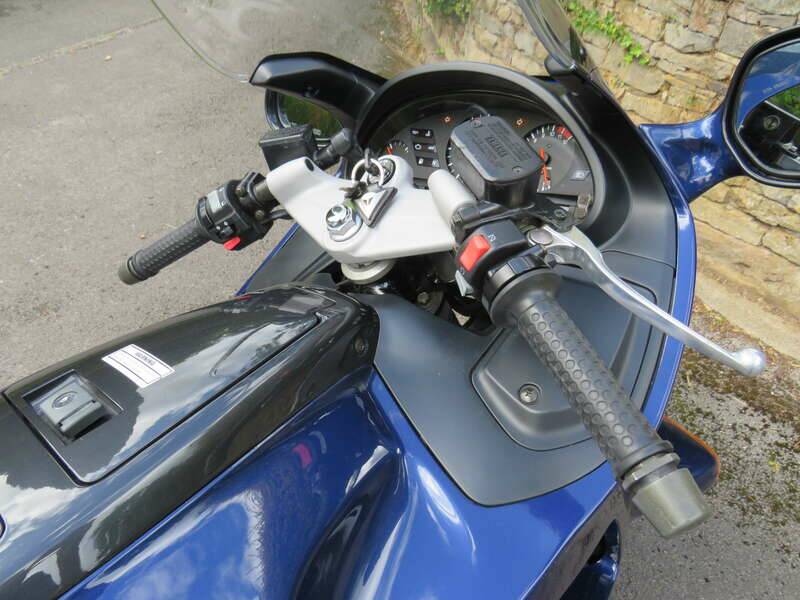 Bild 14/48 von Yamaha GTS 1000 (1996)
