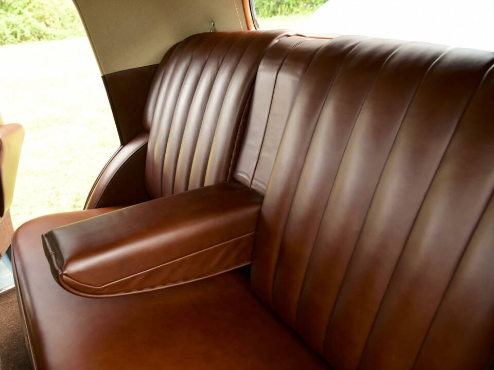 Image 30/50 of Rolls-Royce Phantom II Continental (1934)