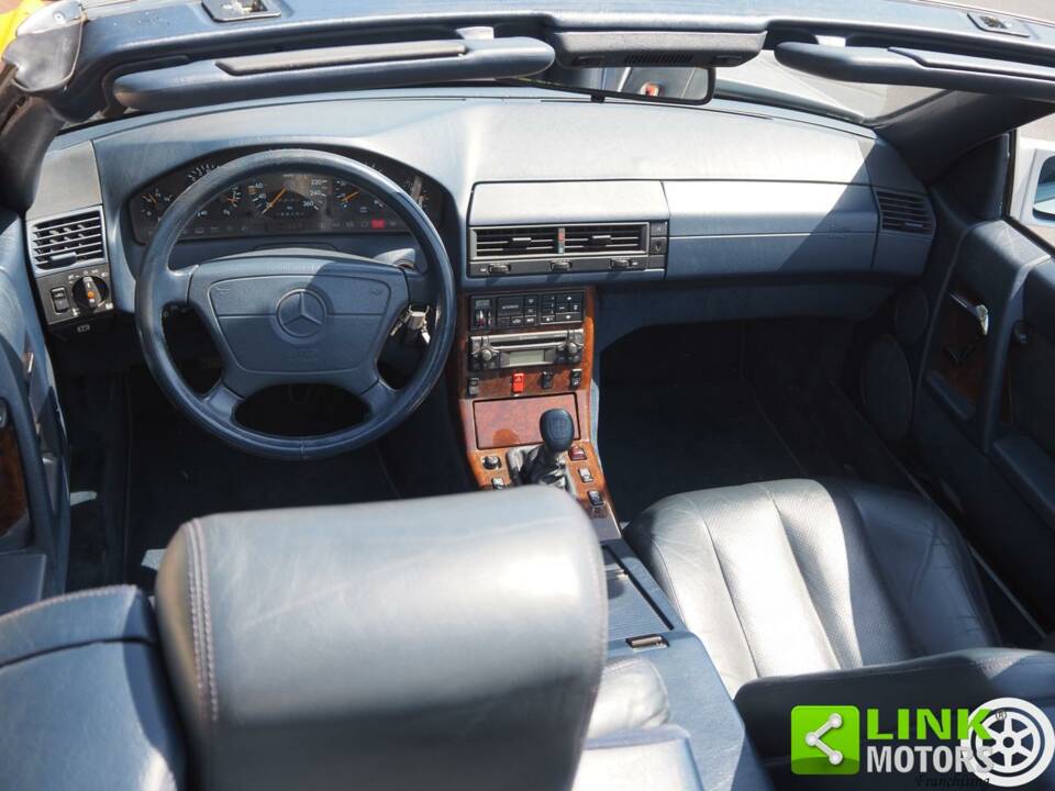 Image 49/50 de Mercedes-Benz 300 SL-24 (1992)