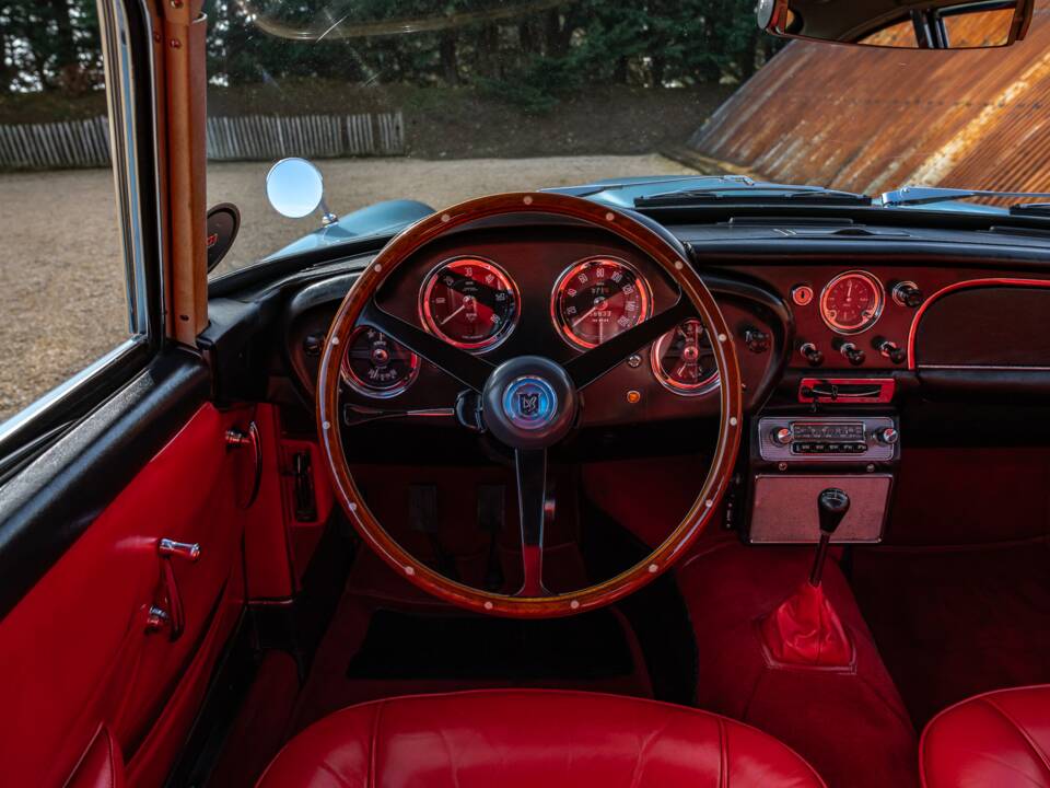 Afbeelding 39/46 van Aston Martin DB 4 (1962)