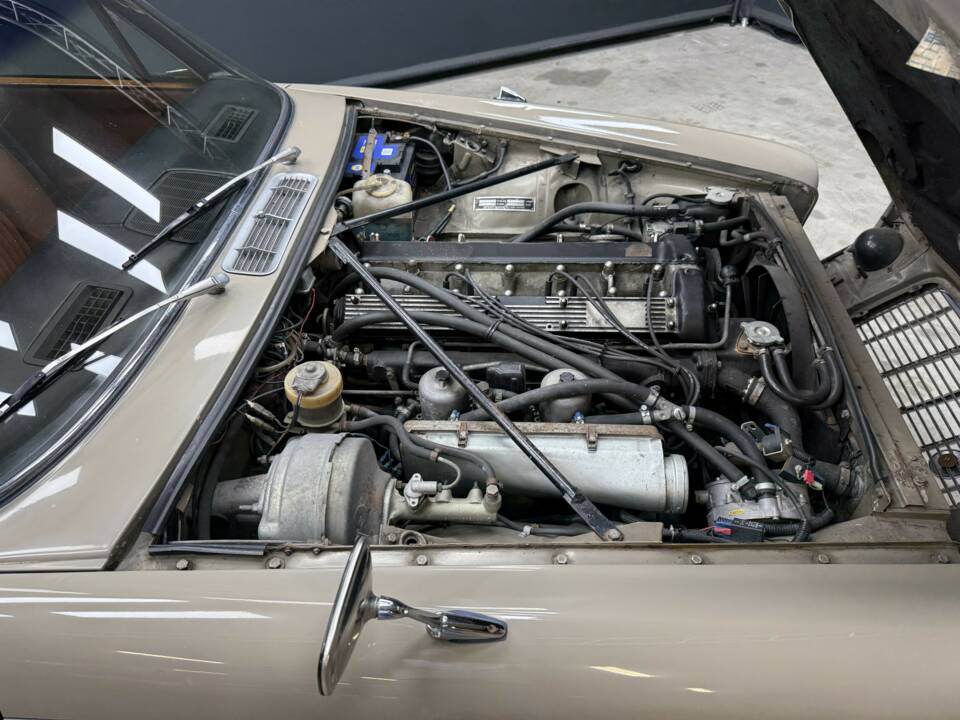 Bild 4/50 von Jaguar XJ 6 4.2 (1972)