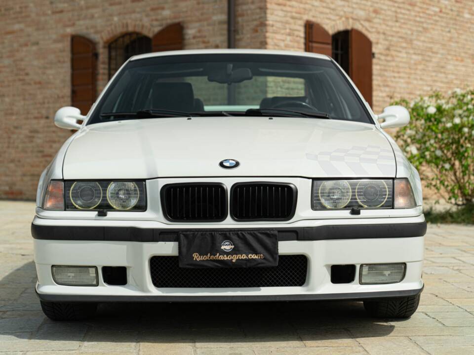 Bild 3/50 von BMW 318is "Class II" (1994)
