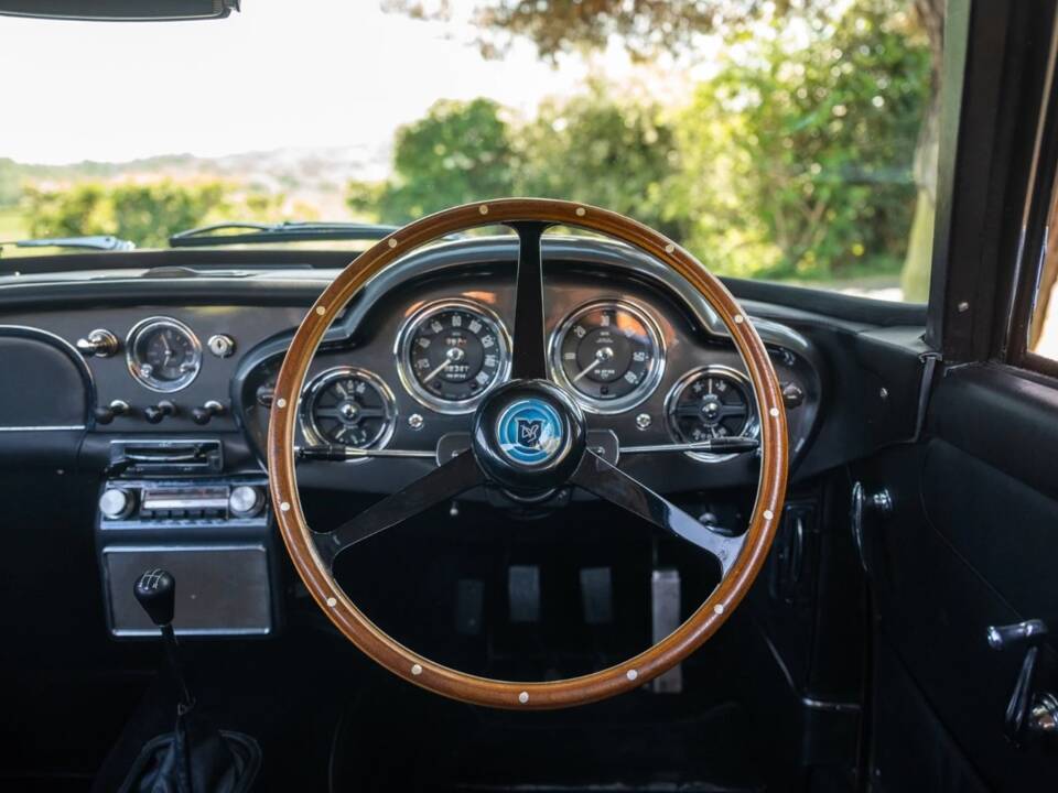 Afbeelding 48/76 van Aston Martin DB 4 (1961)