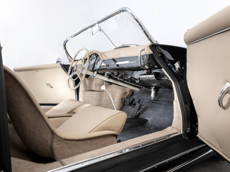 Image 14/23 of Porsche 356 1600 Speedster (1956)