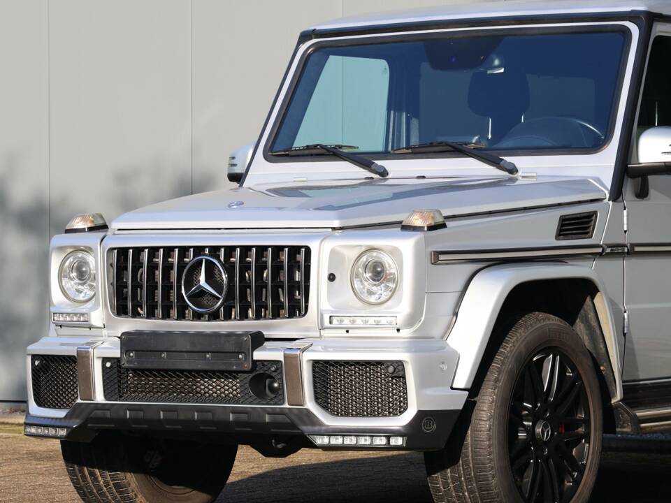 Bild 17/41 von Mercedes-Benz G 63 AMG (lang) (2015)