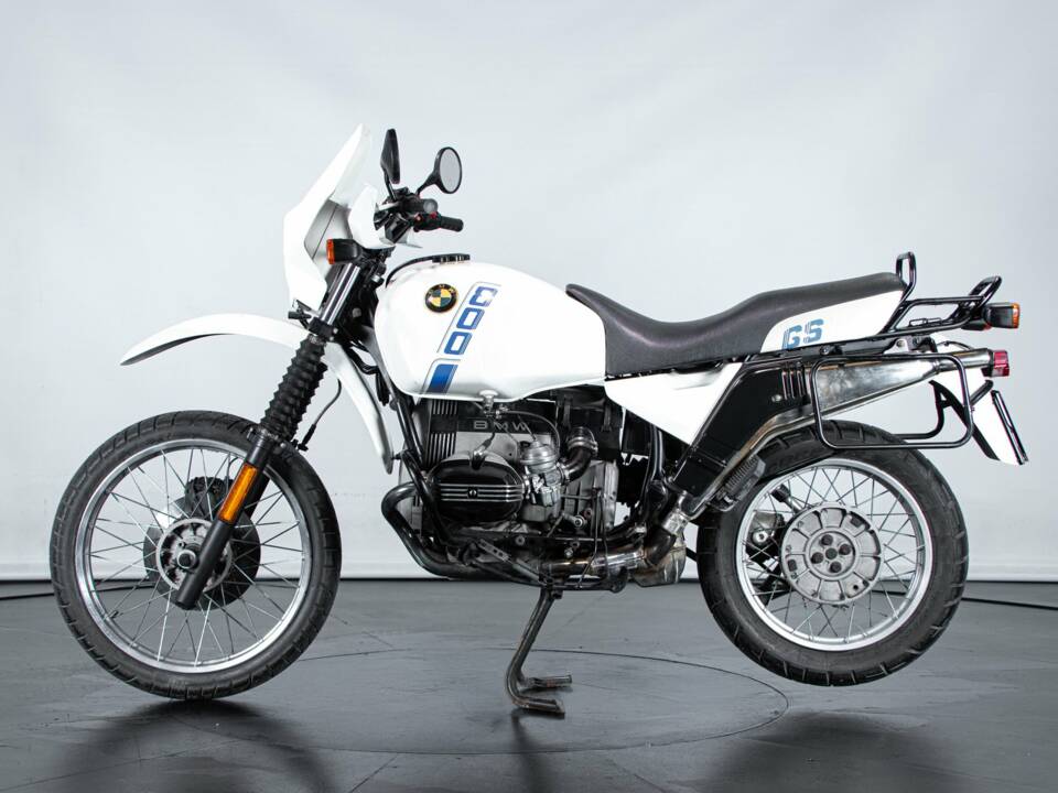 Image 1/50 of BMW DUMMY (1989)