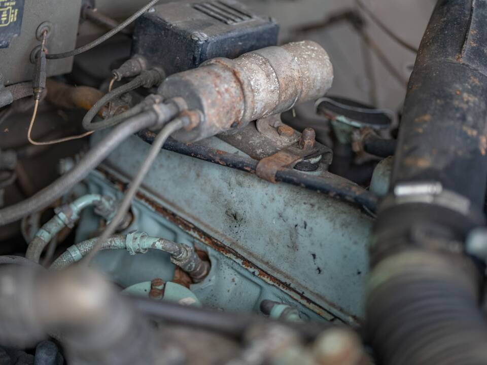 Image 26/50 de Land Rover 88 (1974)